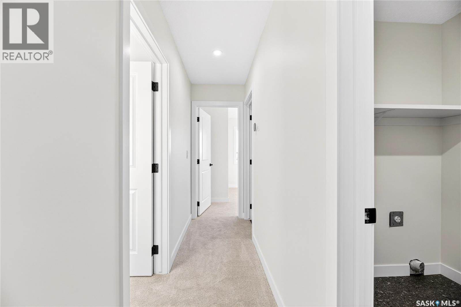 283 Nazarali Way, Saskatoon, Saskatchewan  S7V 1X6 - Photo 35 - SK030573