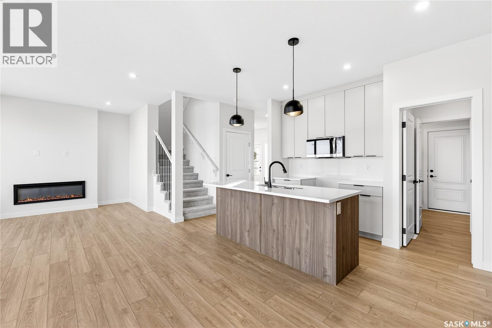 283 Nazarali Way, Saskatoon, Saskatchewan  S7V 1X6 - Photo 10 - SK030573