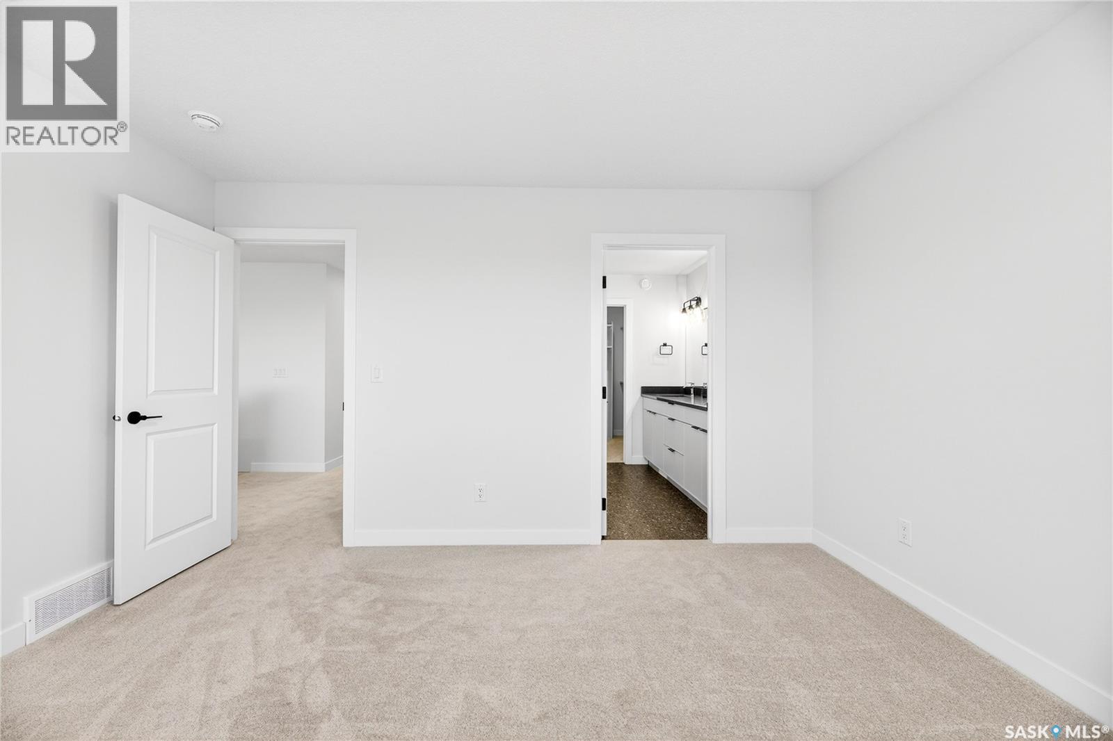 283 Nazarali Way, Saskatoon, Saskatchewan  S7V 1X6 - Photo 30 - SK030573