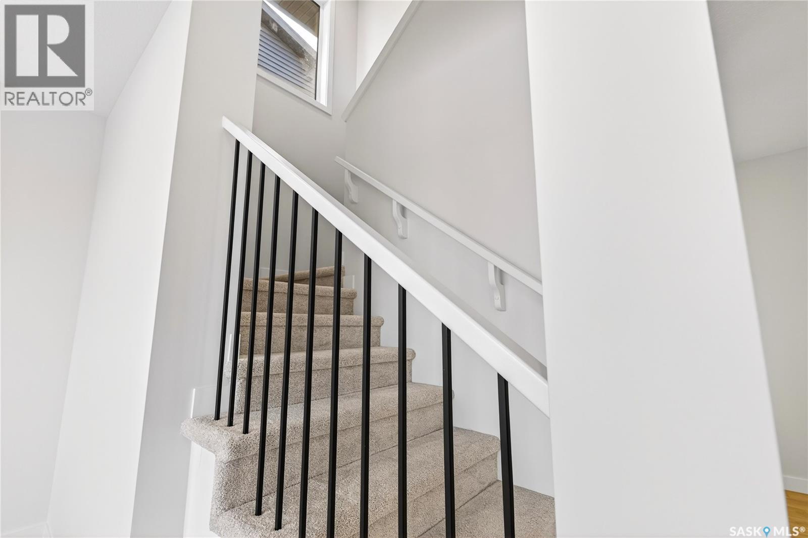 283 Nazarali Way, Saskatoon, Saskatchewan  S7V 1X6 - Photo 6 - SK030573