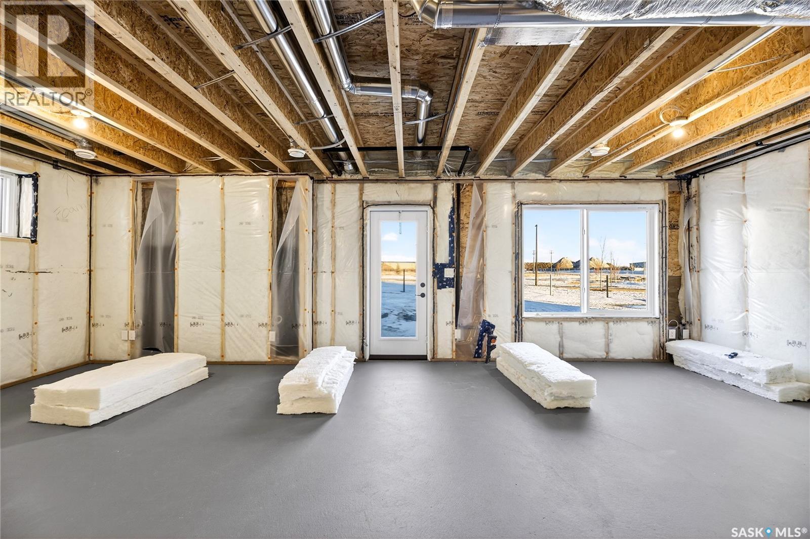 283 Nazarali Way, Saskatoon, Saskatchewan  S7V 1X6 - Photo 46 - SK030573