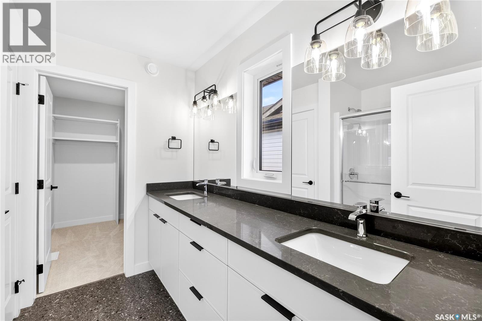 283 Nazarali Way, Saskatoon, Saskatchewan  S7V 1X6 - Photo 31 - SK030573