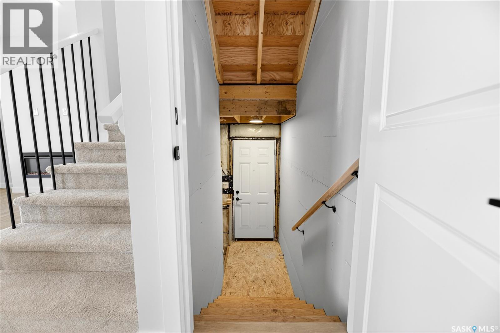 283 Nazarali Way, Saskatoon, Saskatchewan  S7V 1X6 - Photo 42 - SK030573