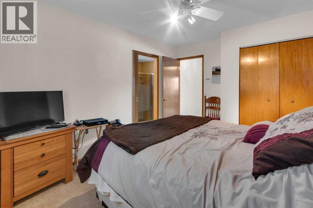 6004 Maddock Drive NE, Calgary, Alberta  T2A 3W4 - Photo 14 - A2297728