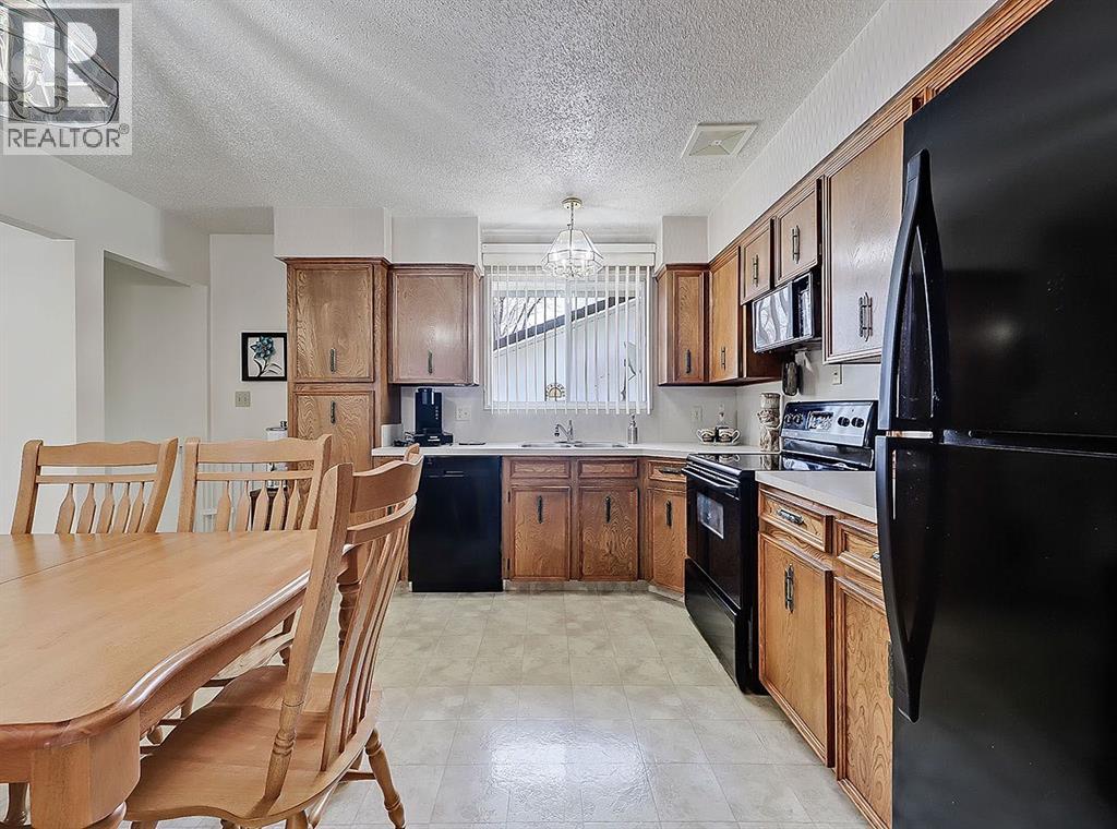 2220 23 Street, Nanton, Alberta  T0L 1R0 - Photo 12 - A2299293