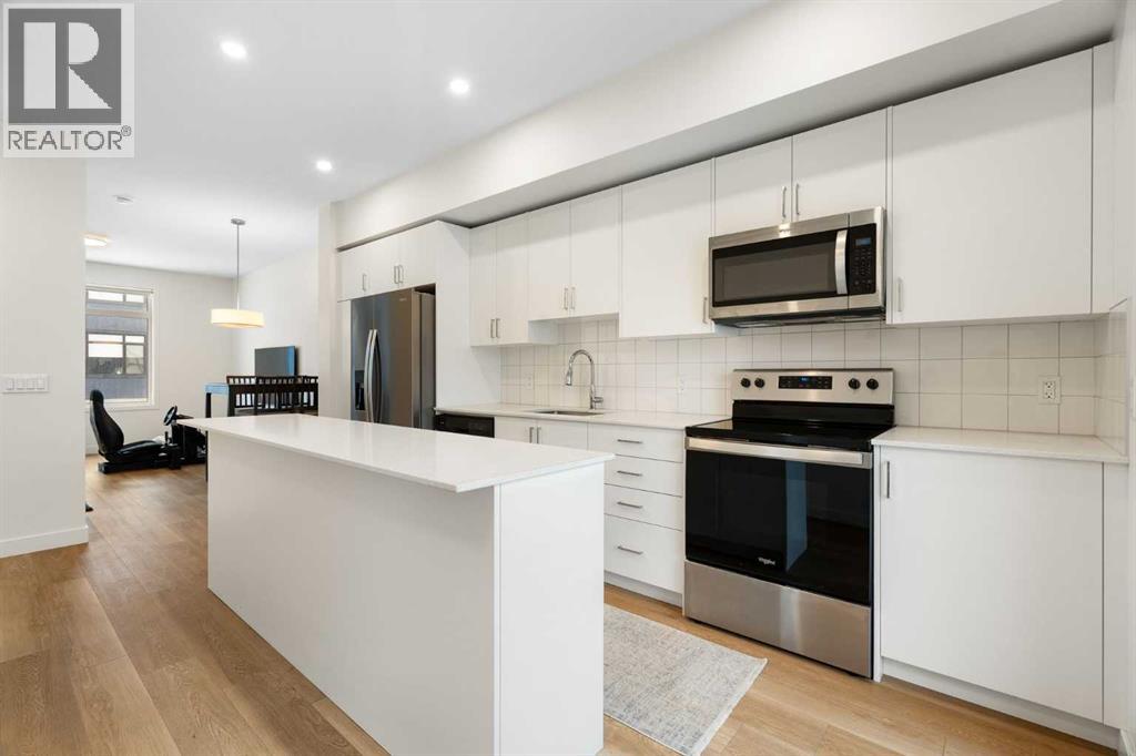 8528 21 Avenue Se, Calgary, Alberta  L4H 3H5 - Photo 3 - A2300478