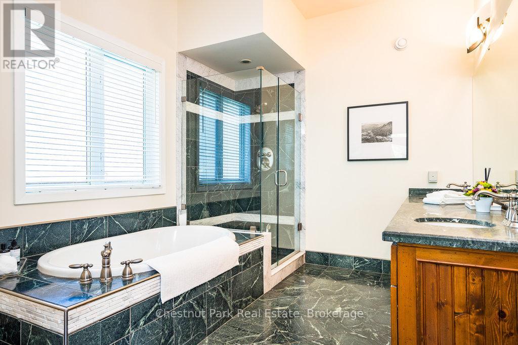 2 Evergreen Road, Collingwood, Ontario  L9Y 5A8 - Photo 19 - S12089114