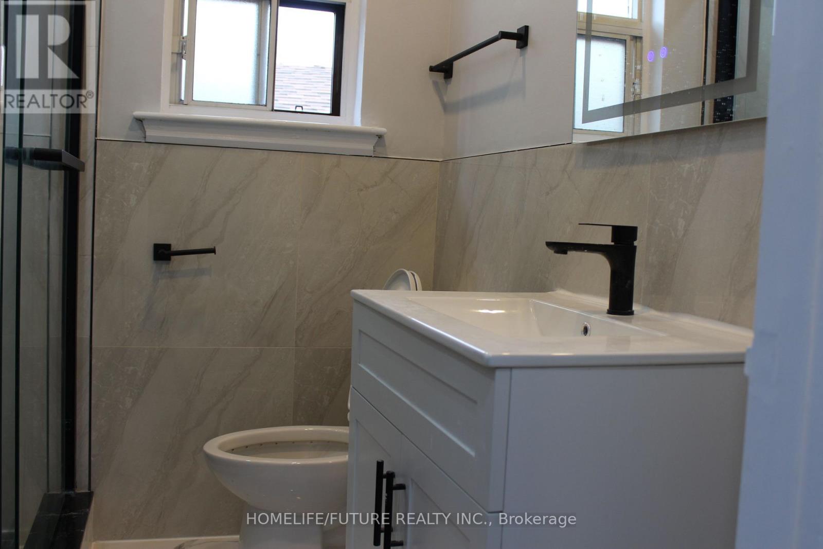 Main - 6 Gilroy Drive, Toronto, Ontario M1P 1Z9 - Photo 16 - E13001676