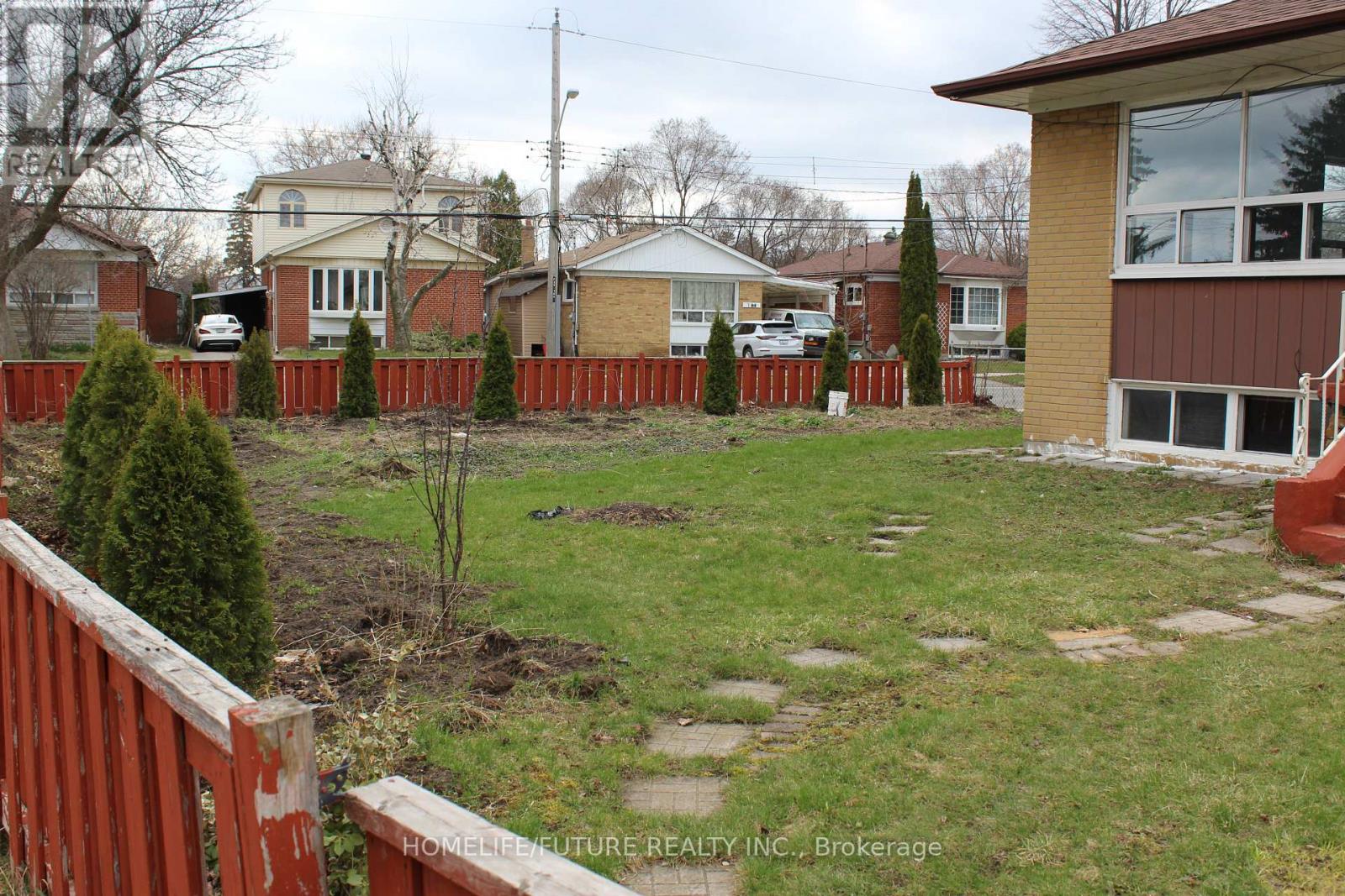 Main - 6 Gilroy Drive, Toronto, Ontario M1P 1Z9 - Photo 18 - E13001676