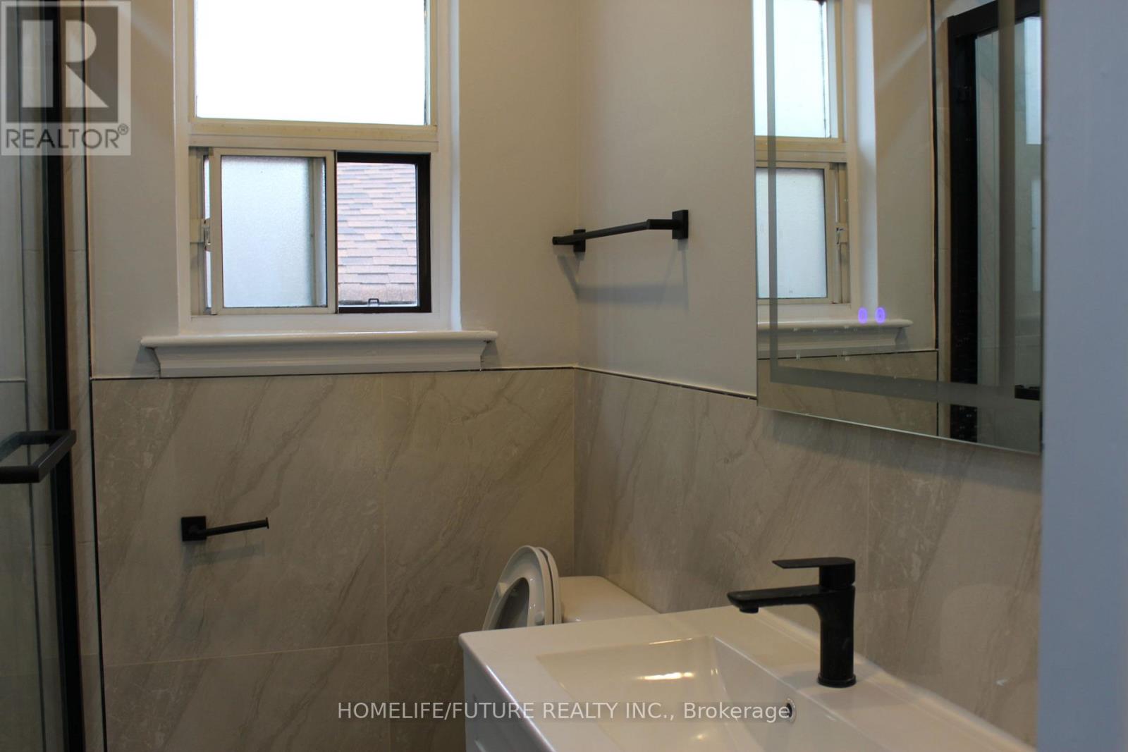 Main - 6 Gilroy Drive, Toronto, Ontario M1P 1Z9 - Photo 15 - E13001676