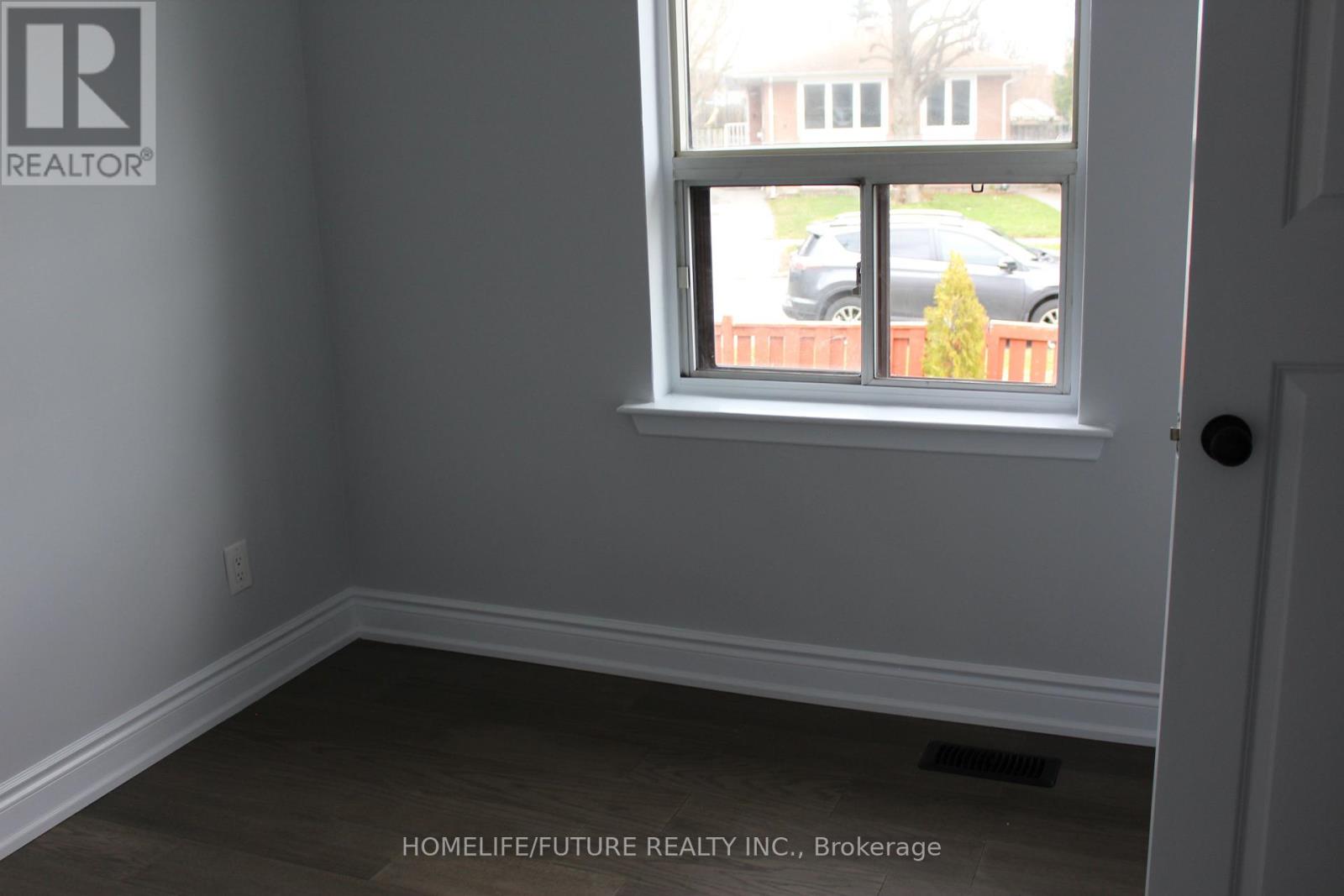 Main - 6 Gilroy Drive, Toronto, Ontario M1P 1Z9 - Photo 13 - E13001676