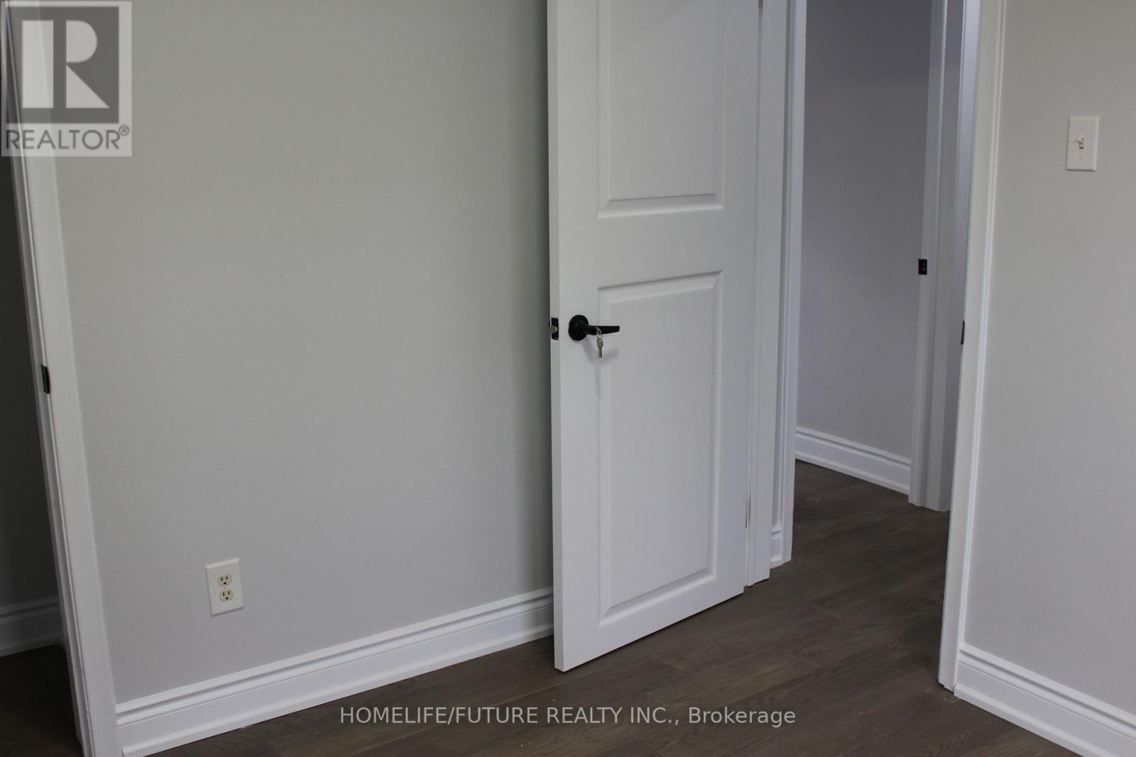 Main - 6 Gilroy Drive, Toronto, Ontario M1P 1Z9 - Photo 8 - E13001676