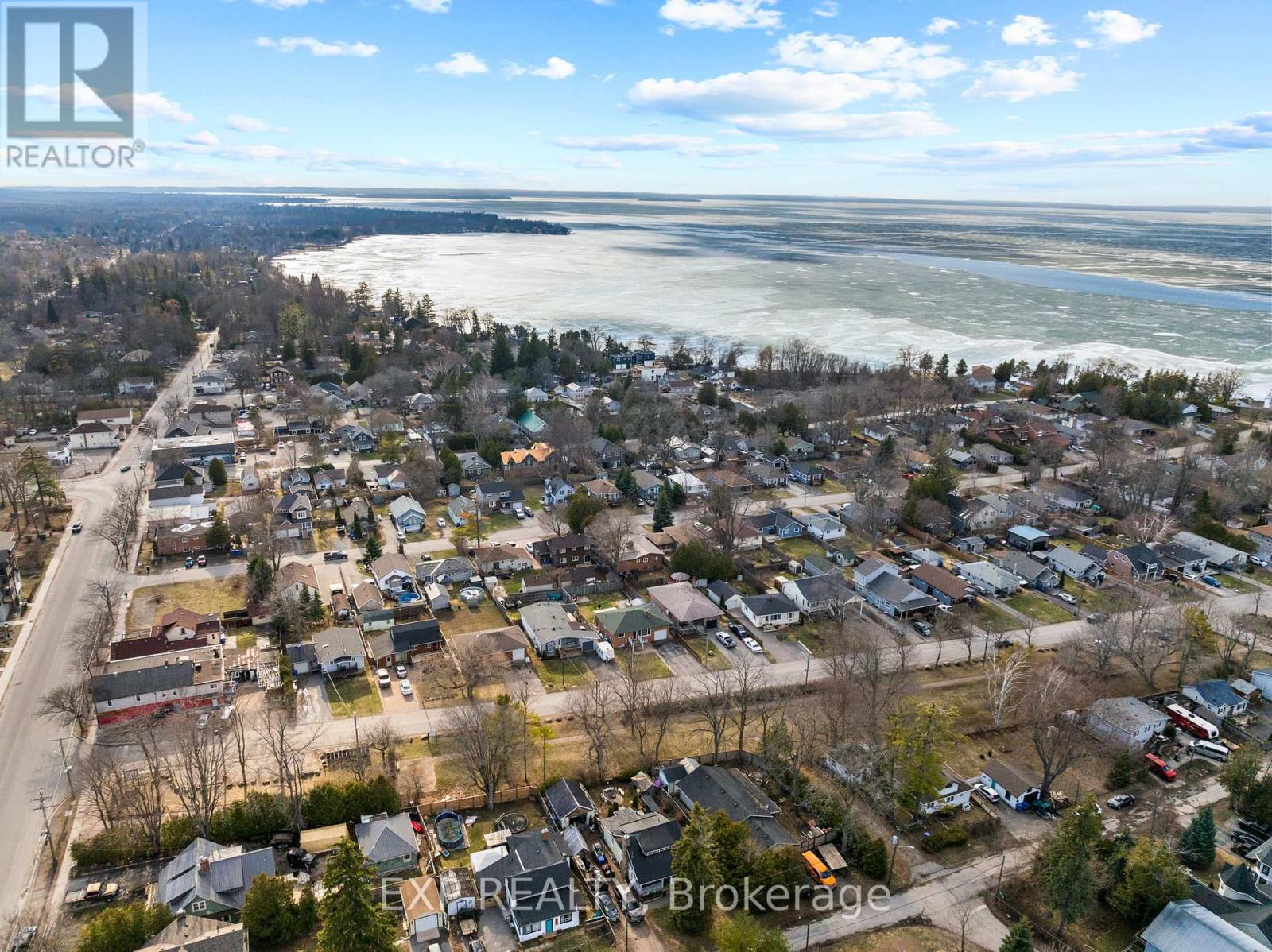 16 Lorne Street, Georgina, Ontario  L0E 1L0 - Photo 42 - N13003676