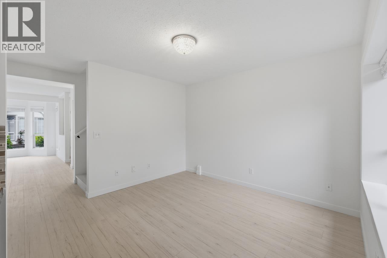 24 18951 Ford Road, Pitt Meadows, British Columbia V3Y 2G5 - Photo 8 - R3112049