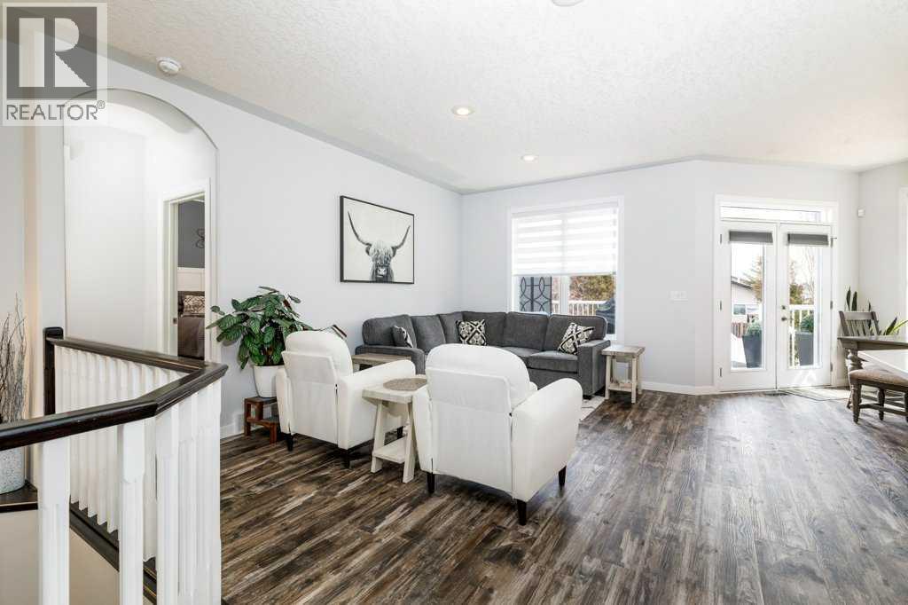 134 Langford Crescent, Red Deer, Alberta  T4R 3E5 - Photo 3 - A2301912