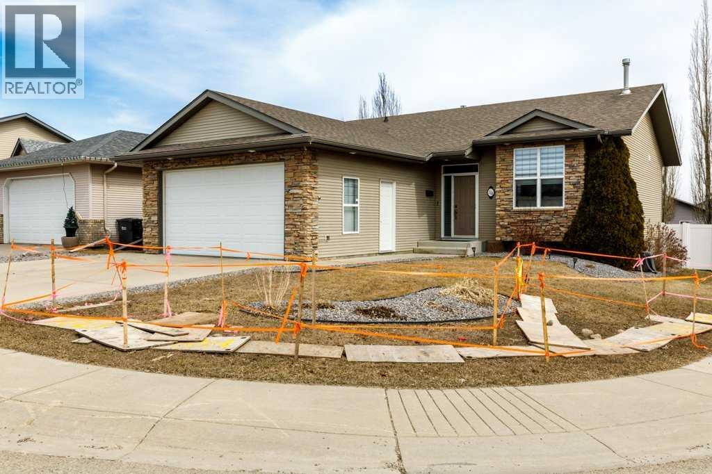 134 Langford Crescent, Red Deer, Alberta  T4R 3E5 - Photo 2 - A2301912