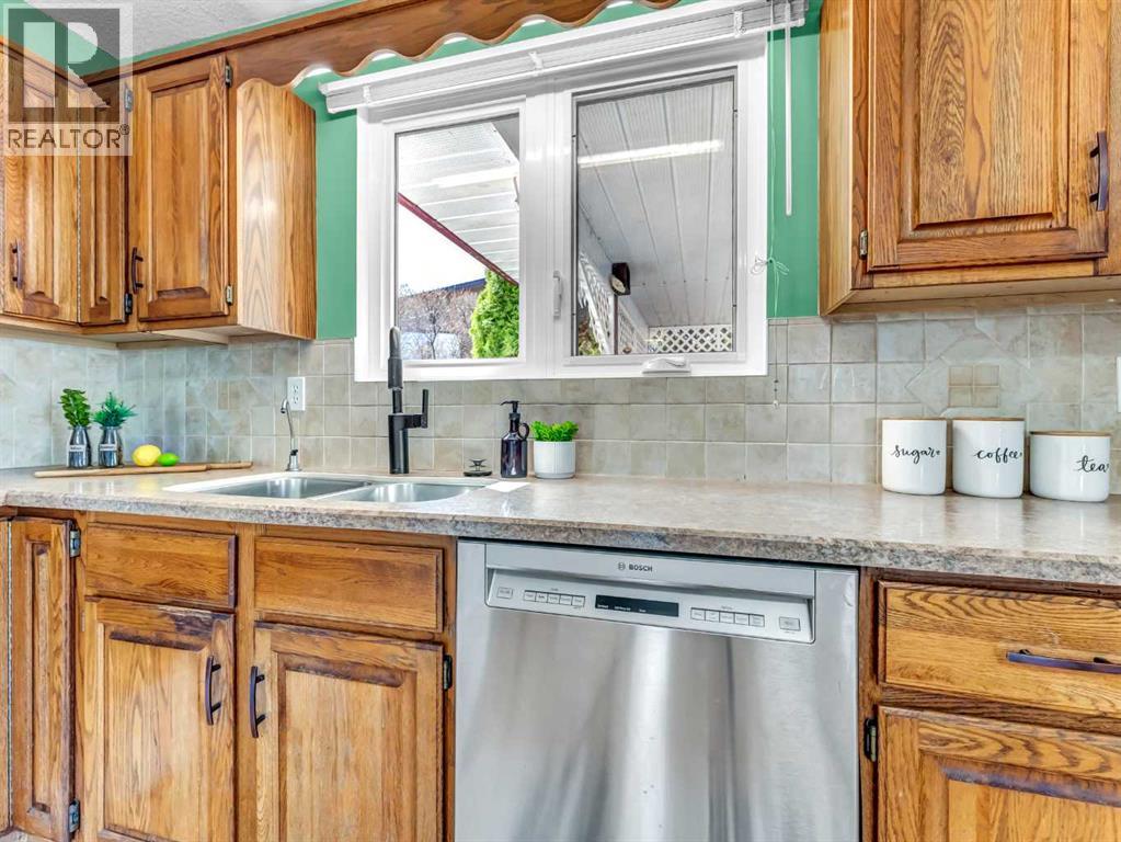 31 Rossdale Way Se, Medicine Hat, Alberta  T1B 1X5 - Photo 14 - A2300760