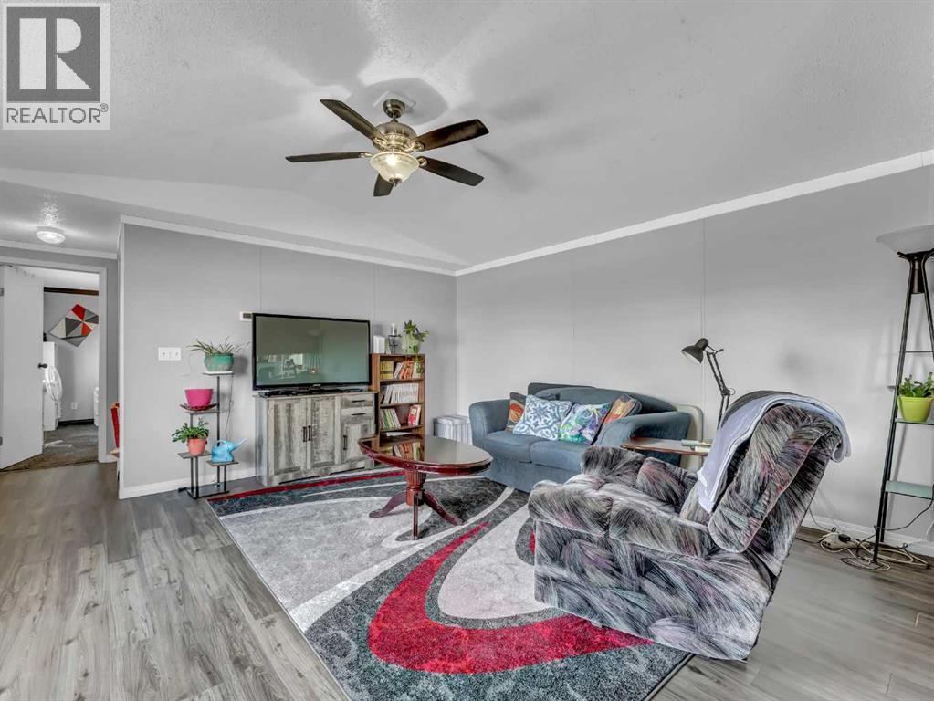 427 Main Street N, Redcliff, Alberta  T0J 2P0 - Photo 11 - A2301006