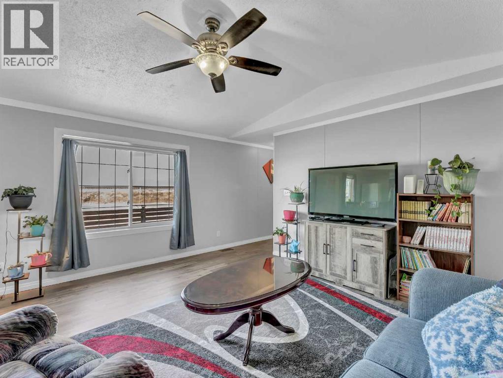 427 Main Street N, Redcliff, Alberta  T0J 2P0 - Photo 14 - A2301006