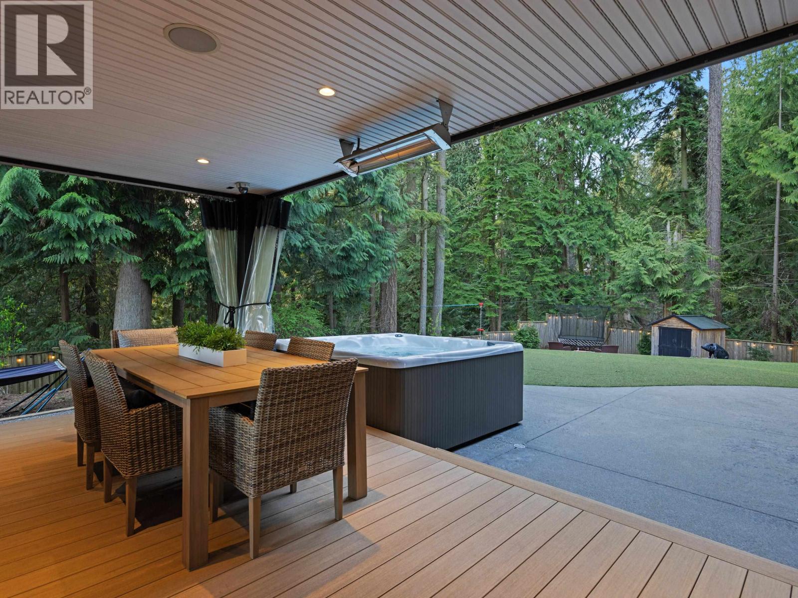 2453 Leclair Drive, Coquitlam, British Columbia  V3K 6G7 - Photo 38 - R3112033