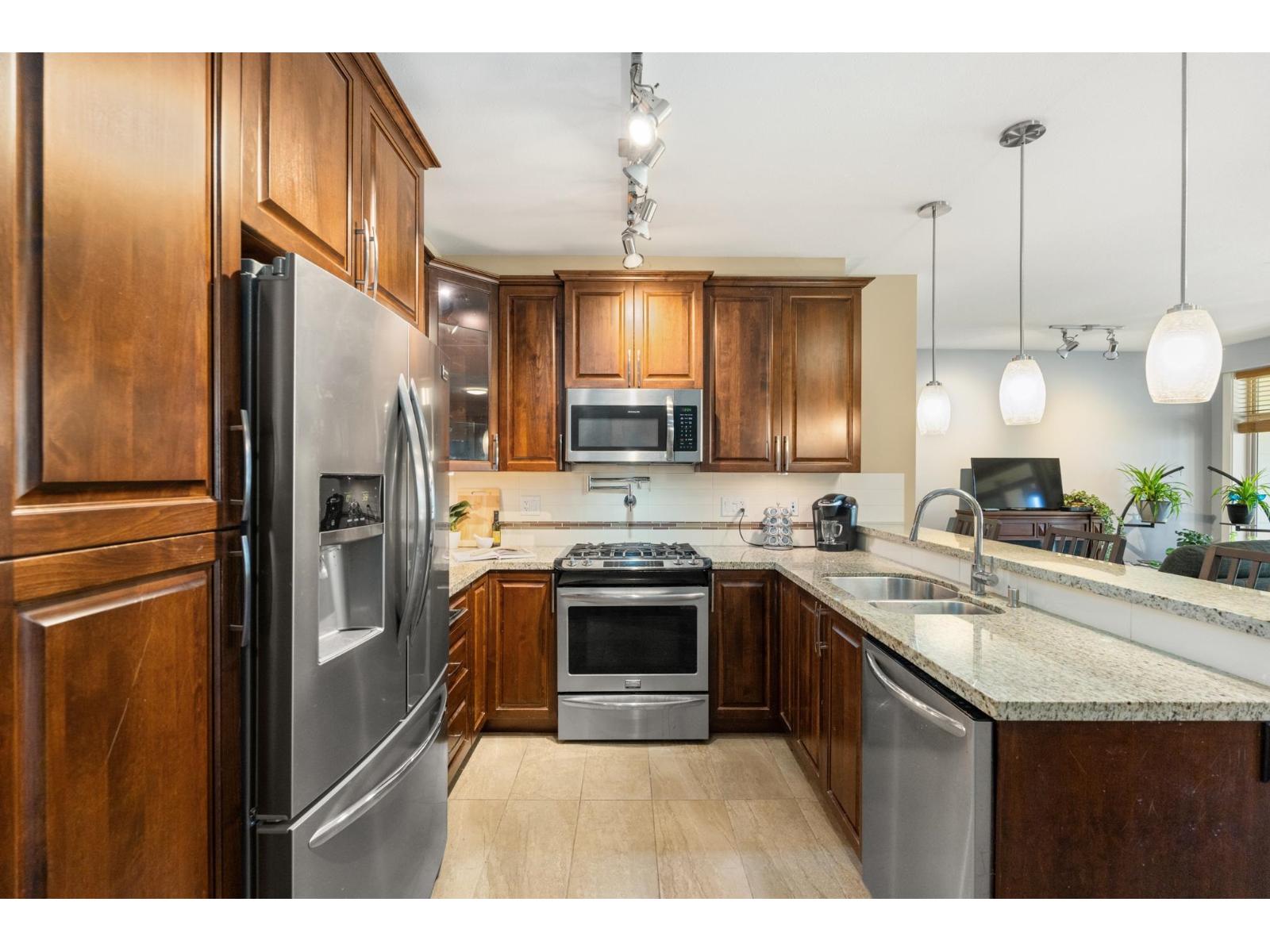 132 2860 Trethewey Street, Abbotsford, British Columbia  V2T 0G5 - Photo 3 - R3108282