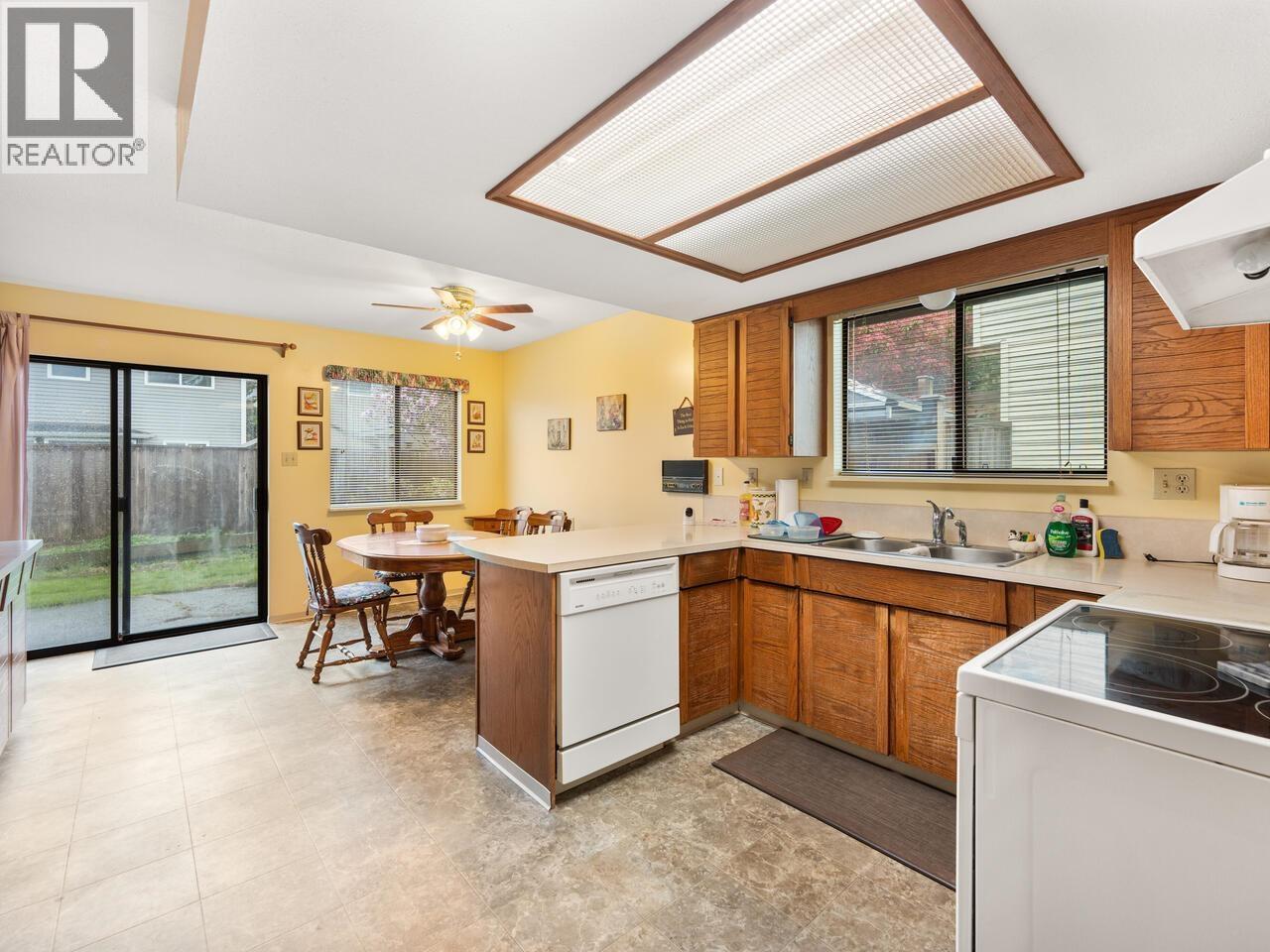 4395 Hermitage Drive, Richmond, British Columbia  V7E 5B5 - Photo 13 - R3112039