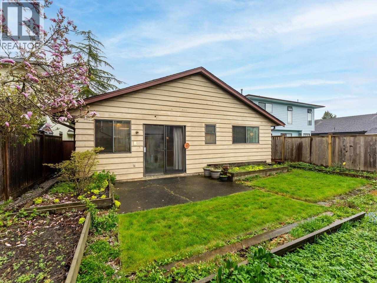 4395 Hermitage Drive, Richmond, British Columbia  V7E 5B5 - Photo 30 - R3112039