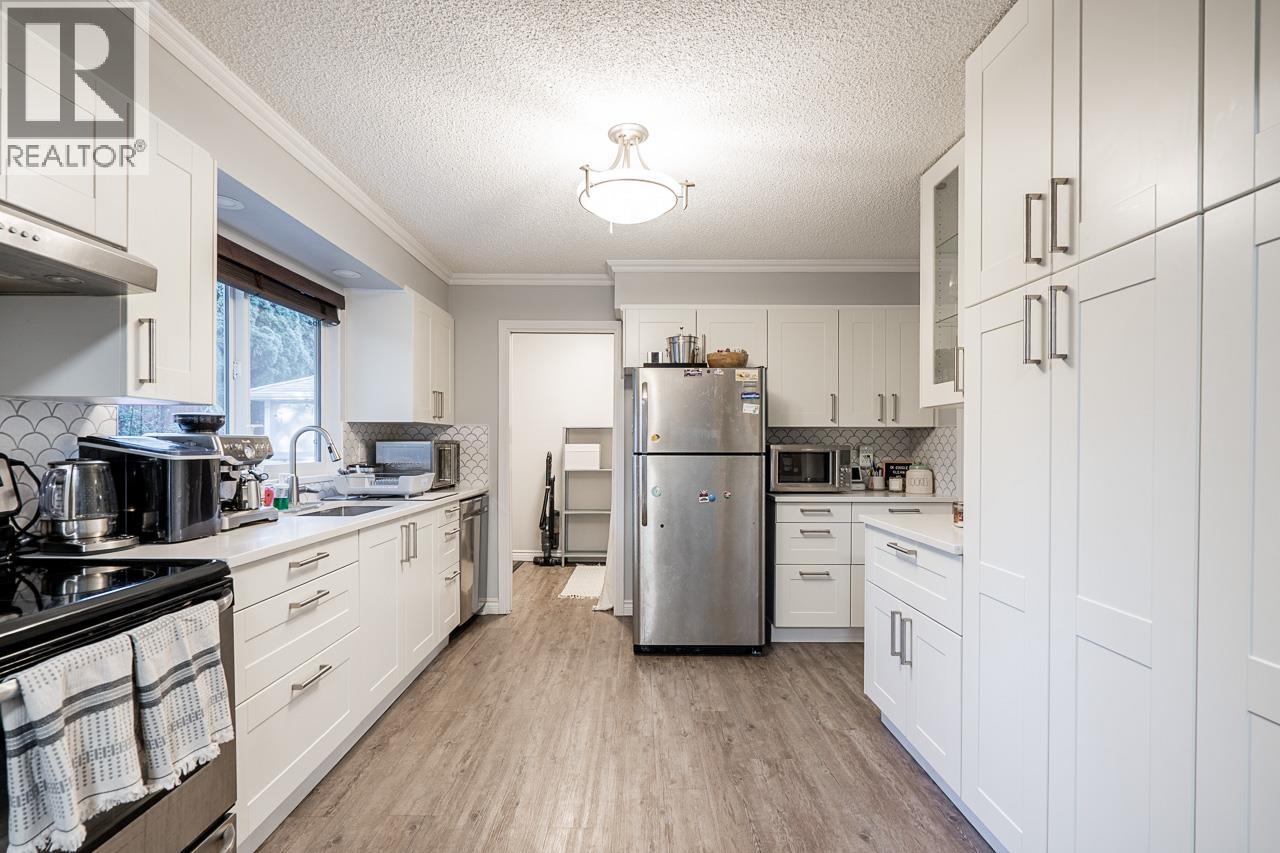 1668 Connaught Drive, Port Coquitlam, British Columbia  V3C 4G8 - Photo 15 - R3112051