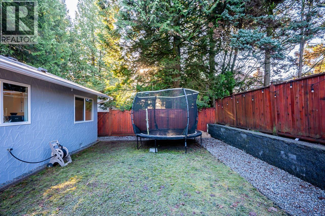 1668 Connaught Drive, Port Coquitlam, British Columbia  V3C 4G8 - Photo 27 - R3112051