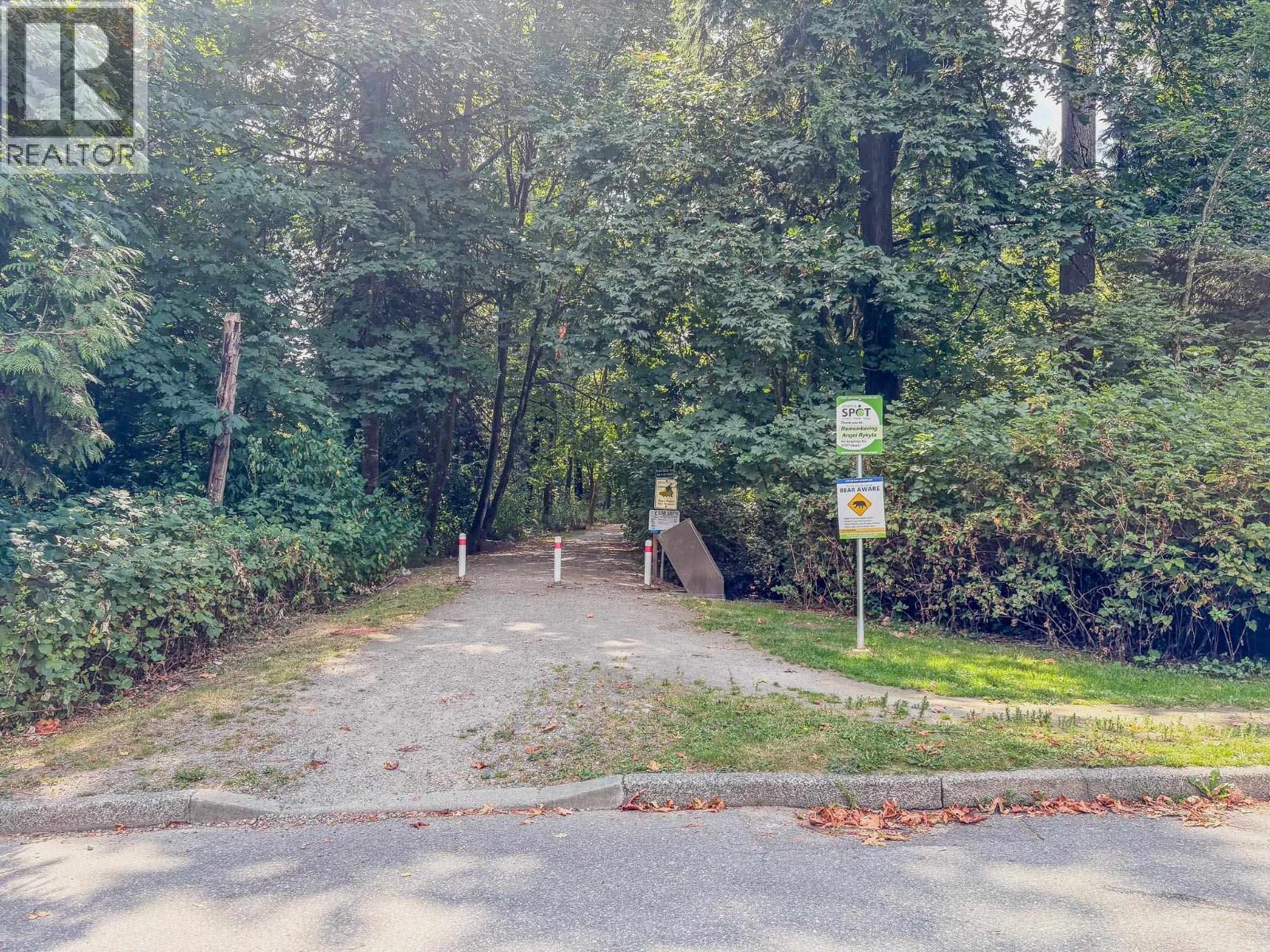 1668 Connaught Drive, Port Coquitlam, British Columbia  V3C 4G8 - Photo 36 - R3112051