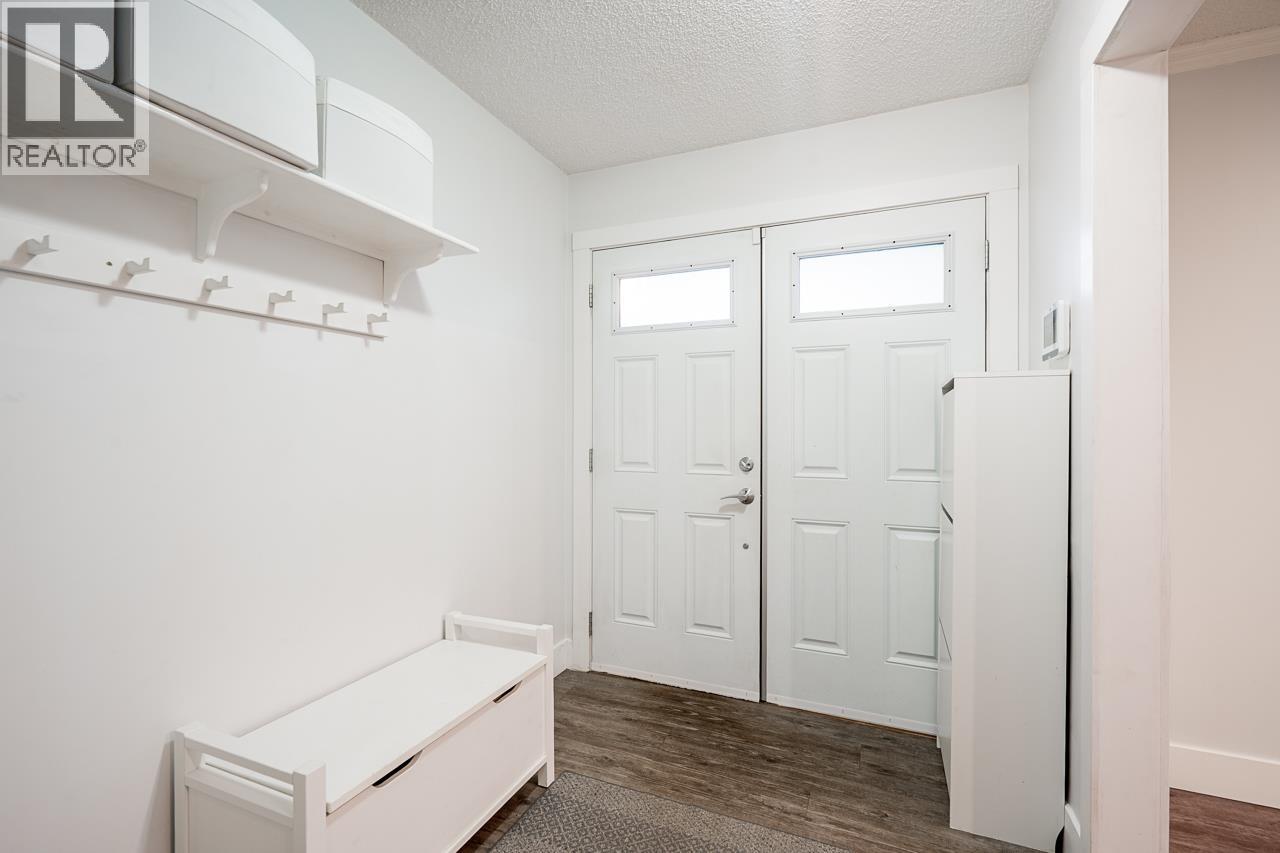 1668 Connaught Drive, Port Coquitlam, British Columbia  V3C 4G8 - Photo 4 - R3112051