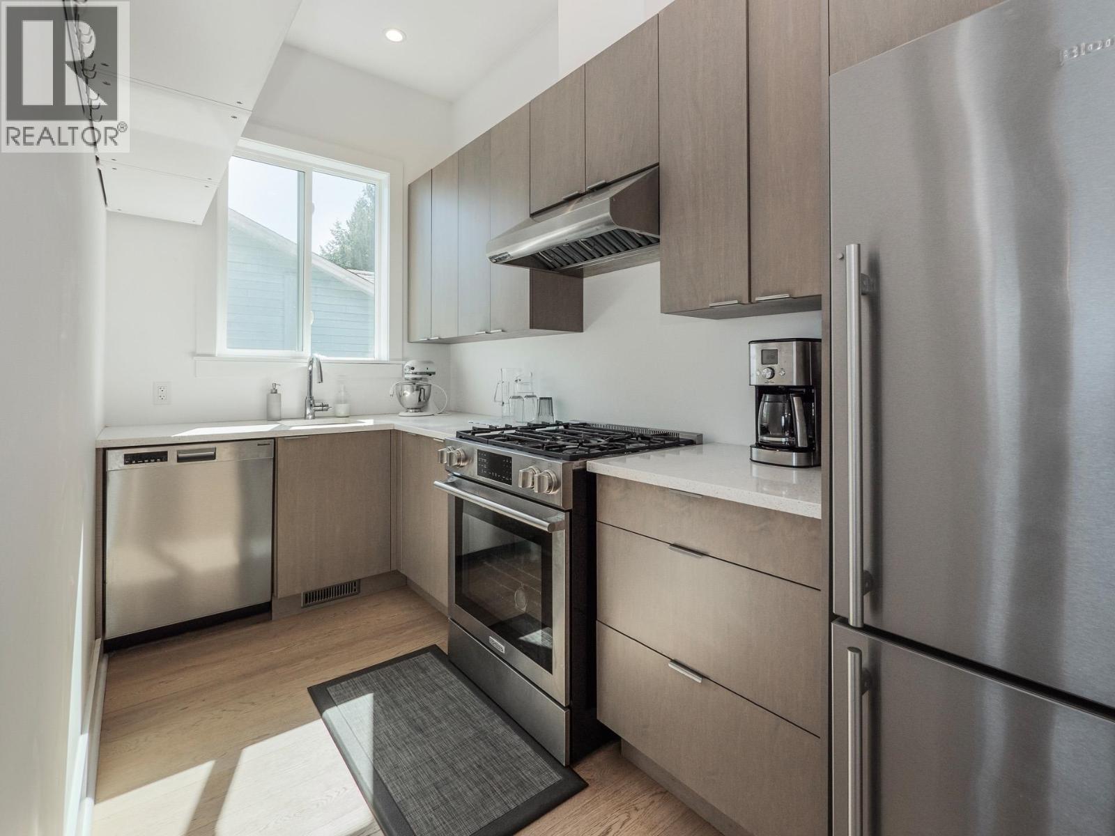 1209-1213 St. Andrews Road, Gibsons, British Columbia  V0N 1V1 - Photo 15 - R3112063