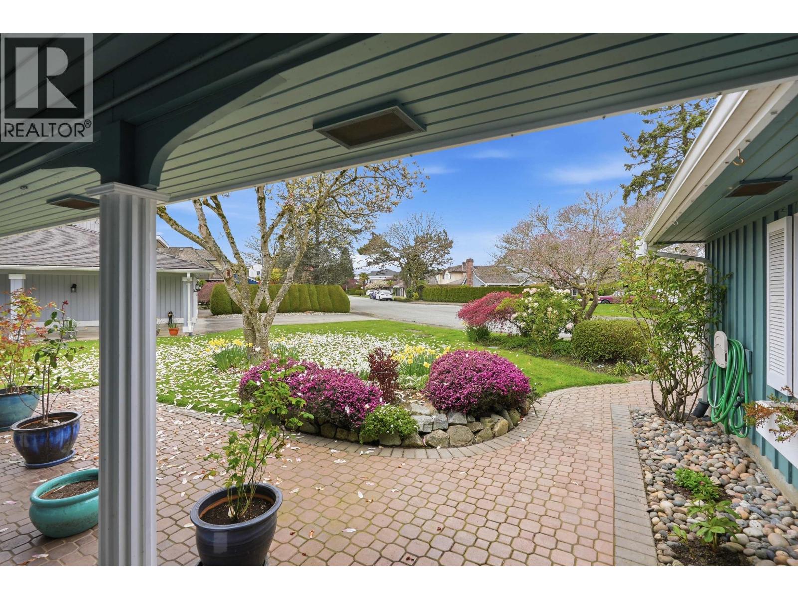 5760 Wagtail Avenue, Richmond, British Columbia  V7E 4V9 - Photo 5 - R3112077