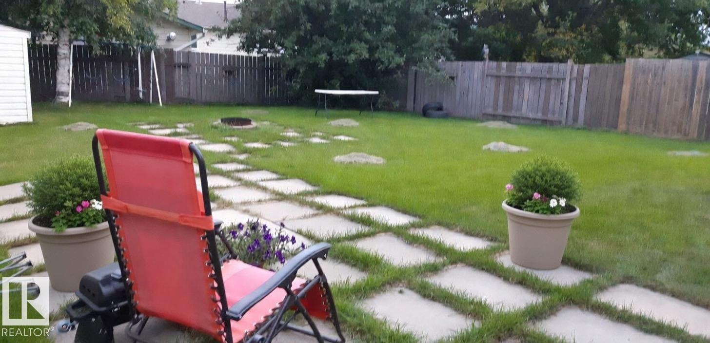 6333 11 Av Nw, Edmonton, Alberta  T6L 3A8 - Photo 17 - E4482459