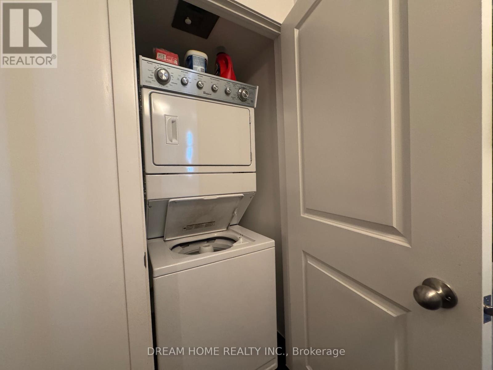 Lph2104 - 105 George Street, Toronto, Ontario  M5A 2N4 - Photo 15 - C13004298