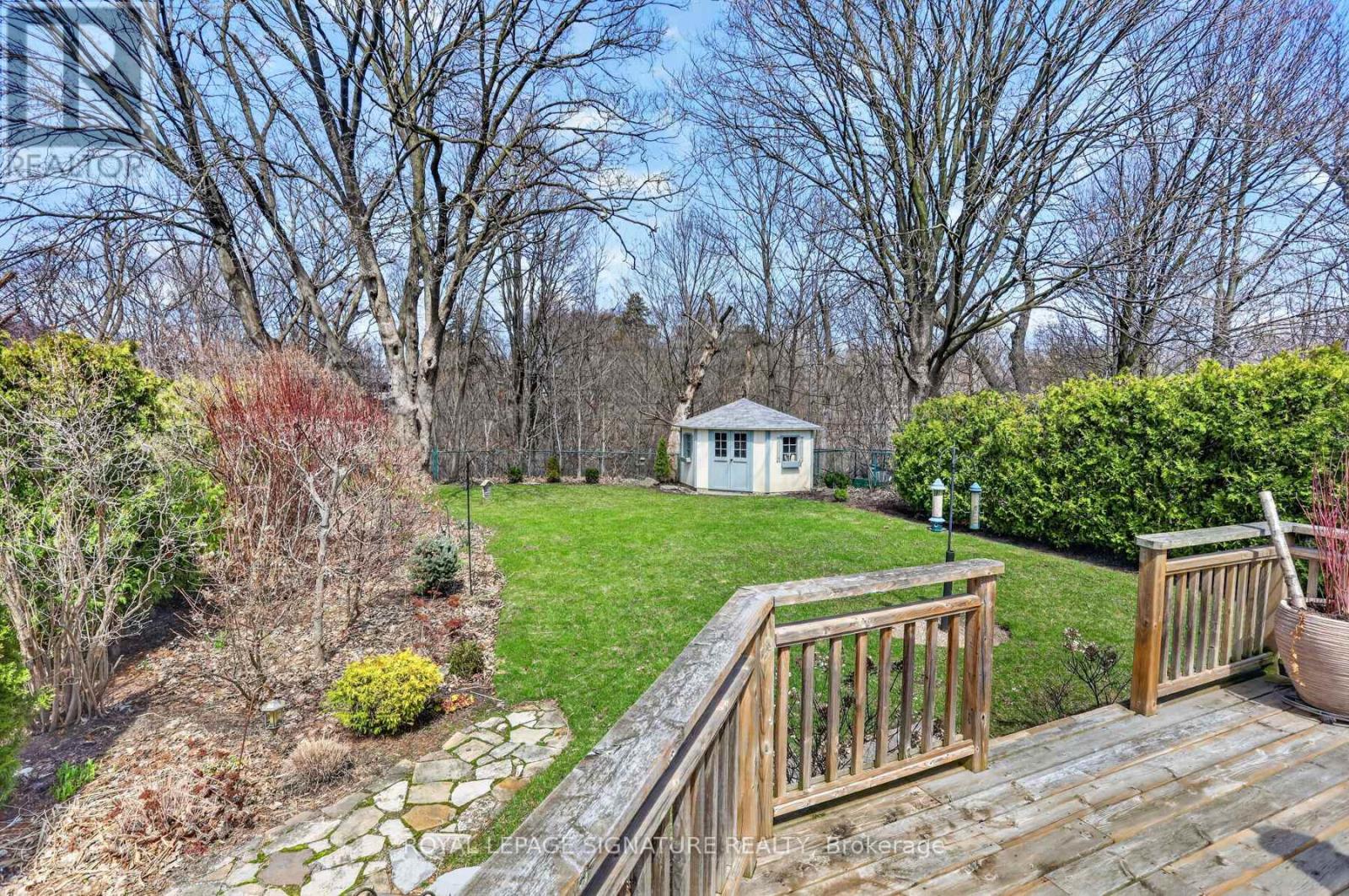 104 Ferris Road, Toronto, Ontario  M4B 1G4 - Photo 27 - E13000122