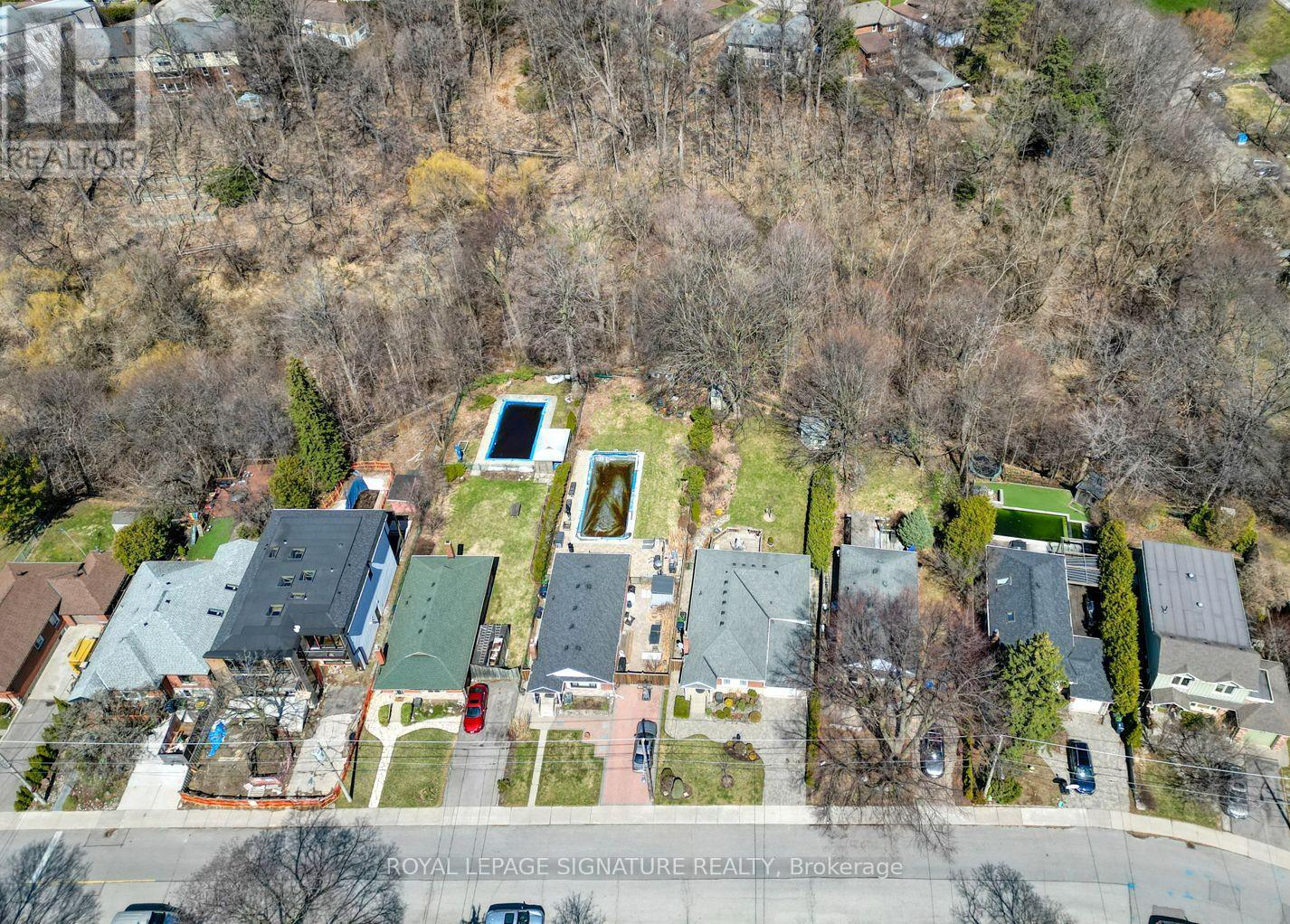 104 Ferris Road, Toronto, Ontario  M4B 1G4 - Photo 34 - E13000122