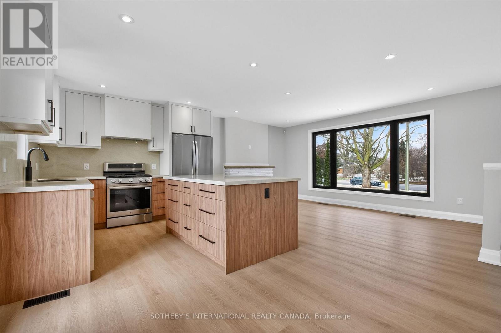 33 Lancer Drive, Vaughan, Ontario L6A 1E1 - Photo 9 - N13004294