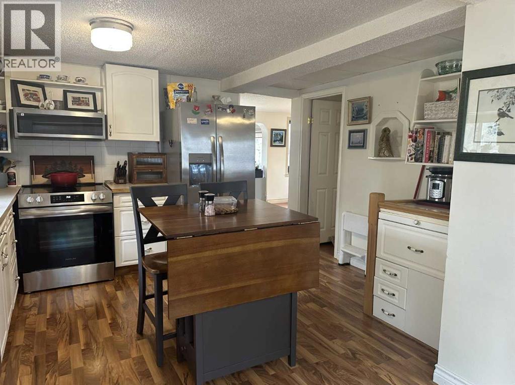 5111 47 Avenue, Sylvan Lake, Alberta  T4S 1G9 - Photo 8 - A2286832