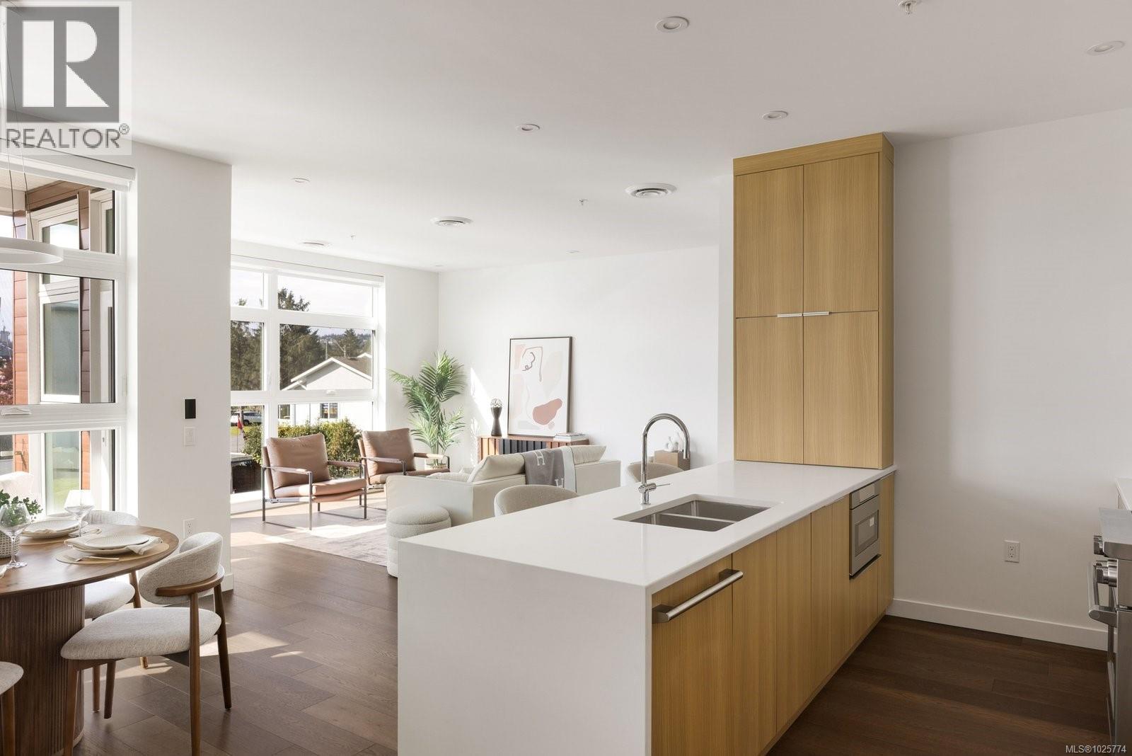 206 9570 Fifth St, Sidney, British Columbia