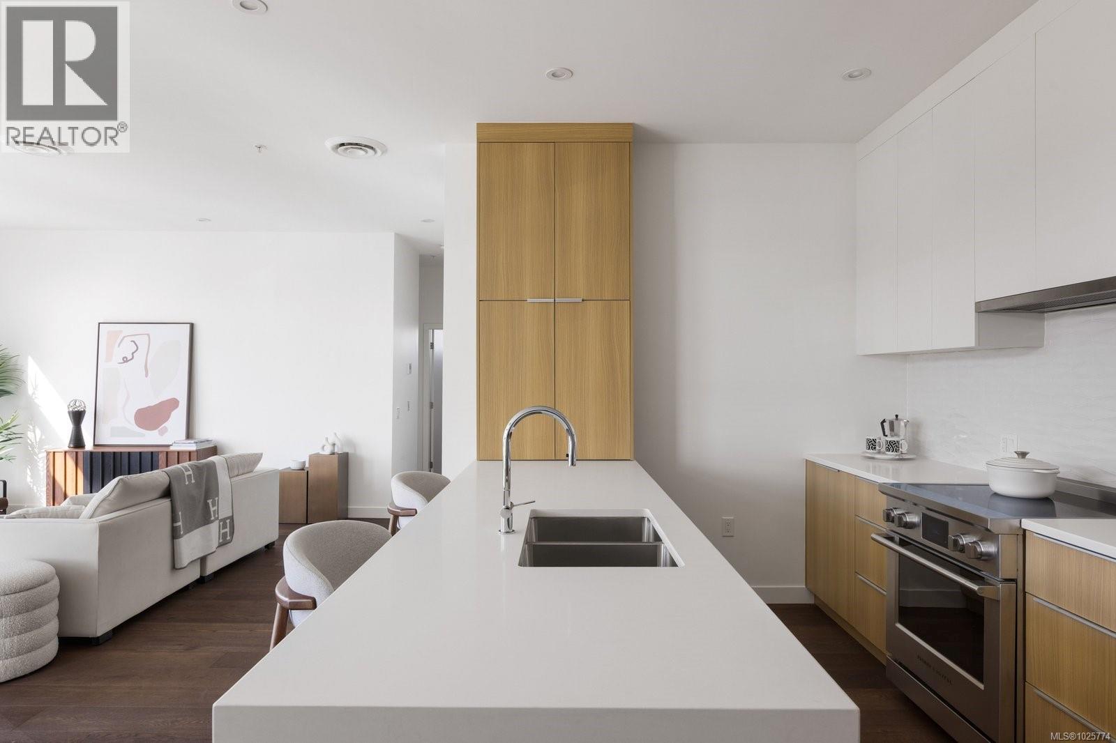 206 9570 Fifth St, Sidney, British Columbia  V8L 2W5 - Photo 11 - 1025774