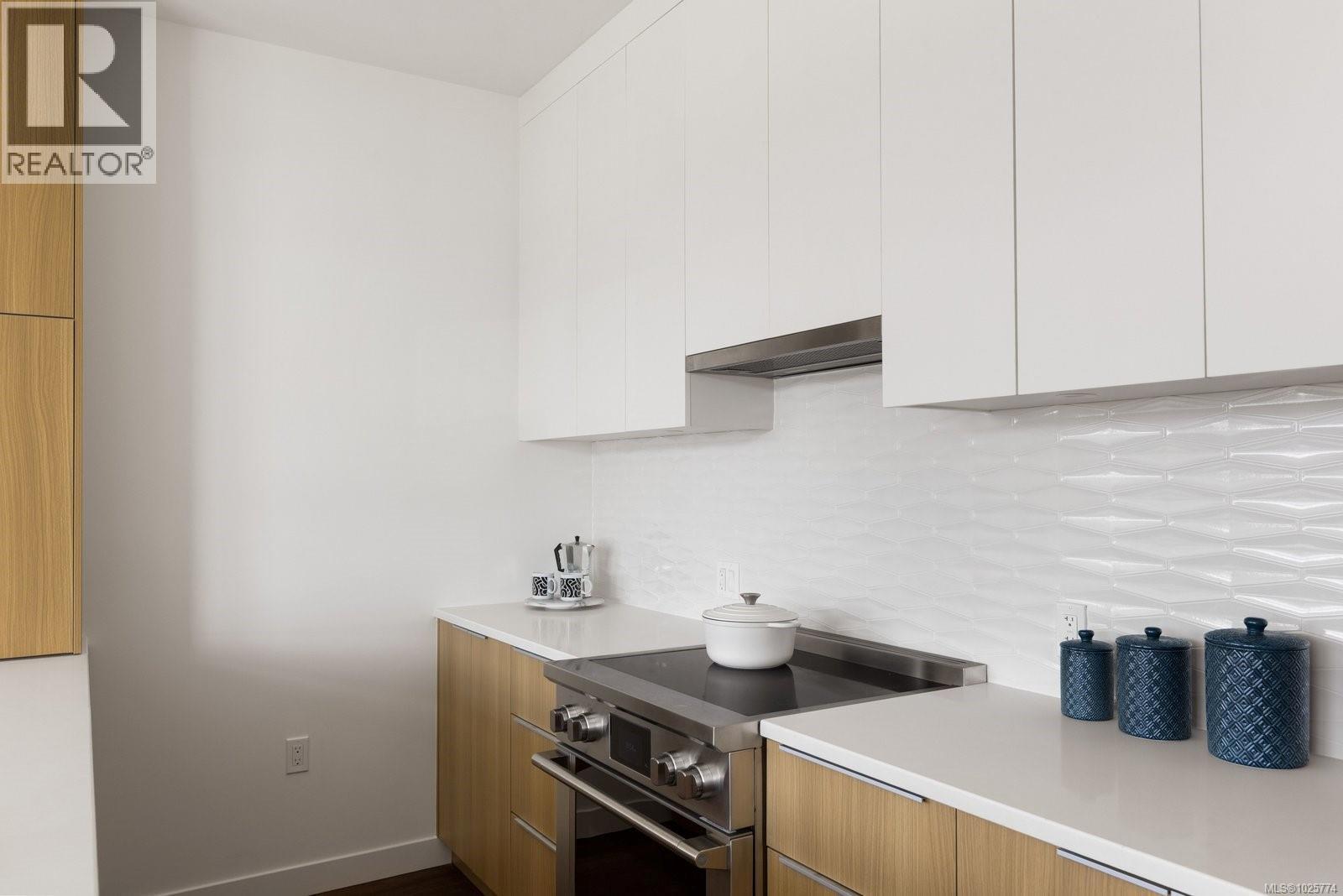 206 9570 Fifth St, Sidney, British Columbia  V8L 2W5 - Photo 10 - 1025774