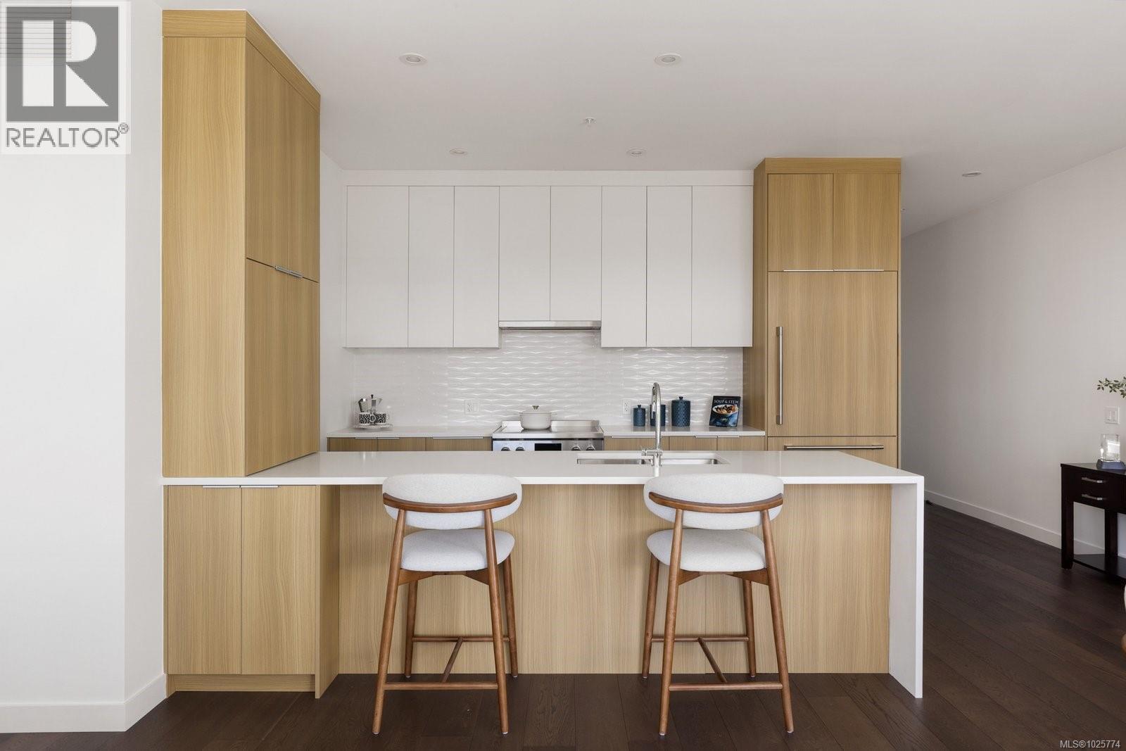 206 9570 Fifth St, Sidney, British Columbia  V8L 2W5 - Photo 8 - 1025774