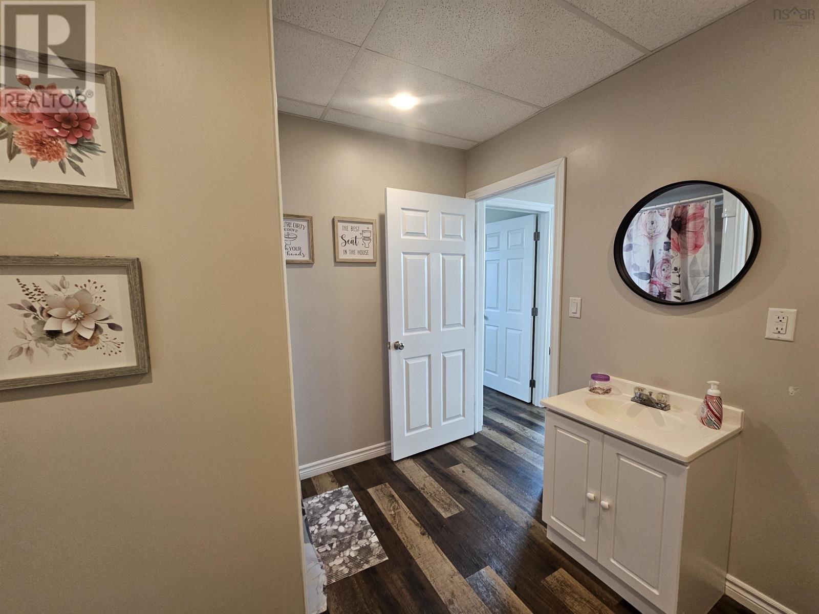 155 Queen Street, North Sydney, Nova Scotia  B2A 1A9 - Photo 15 - 202607527