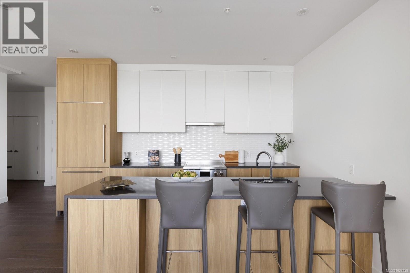 401 9570 Fifth St, Sidney, British Columbia  V8L 2W5 - Photo 10 - 1027239