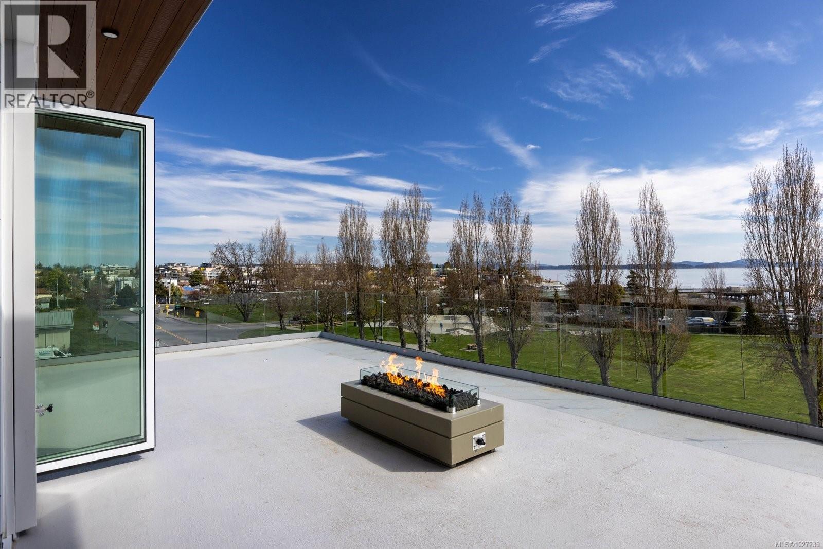 401 9570 Fifth St, Sidney, British Columbia  V8L 2W5 - Photo 3 - 1027239