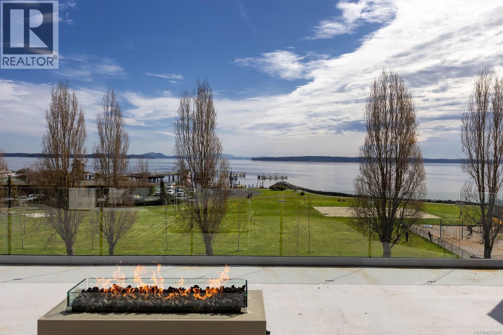 401 9570 Fifth St, Sidney, British Columbia  V8L 2W5 - Photo 2 - 1027239