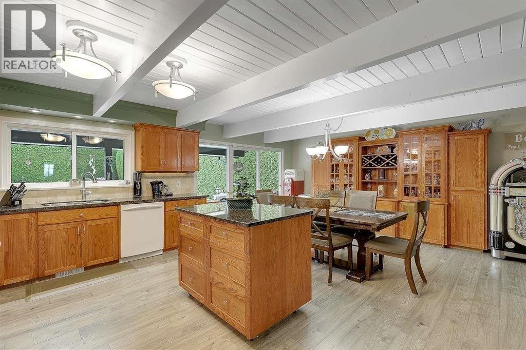 20214 Patterson Avenue, Maple Ridge, British Columbia V2X 2P4 - Photo 11 - R3112026