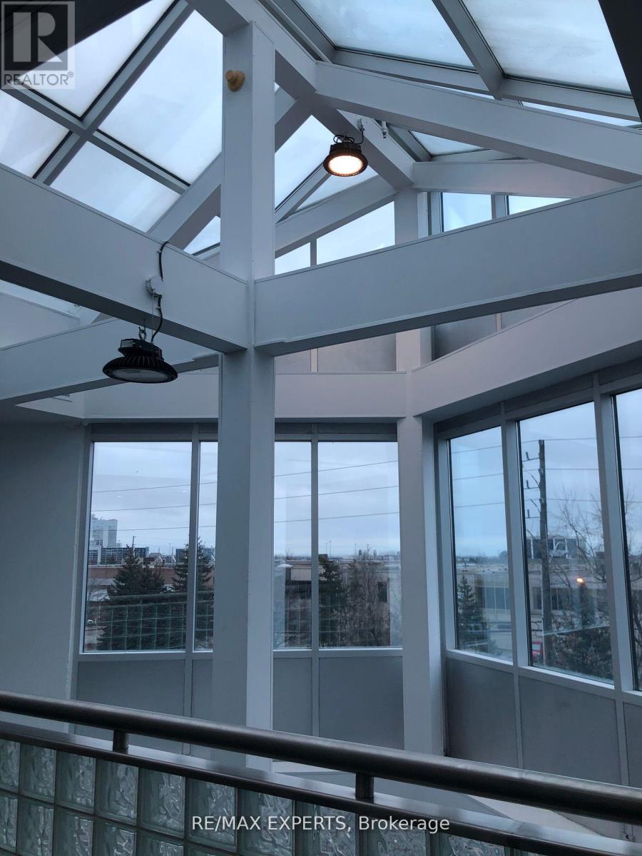 2a - 5311 John Lucas Drive, Burlington, Ontario  L7L 6A8 - Photo 3 - W13004264