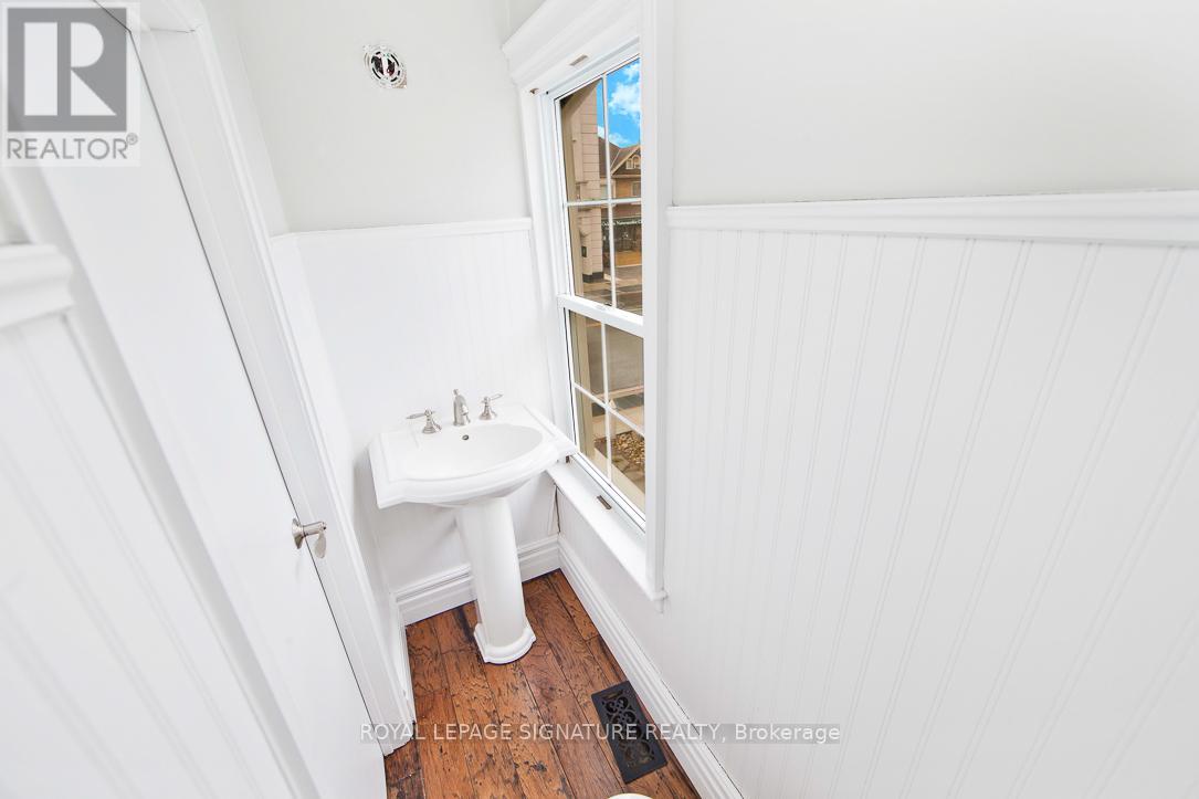 136 Trafalgar Road, Oakville, Ontario  L6J 3G5 - Photo 14 - W13004268